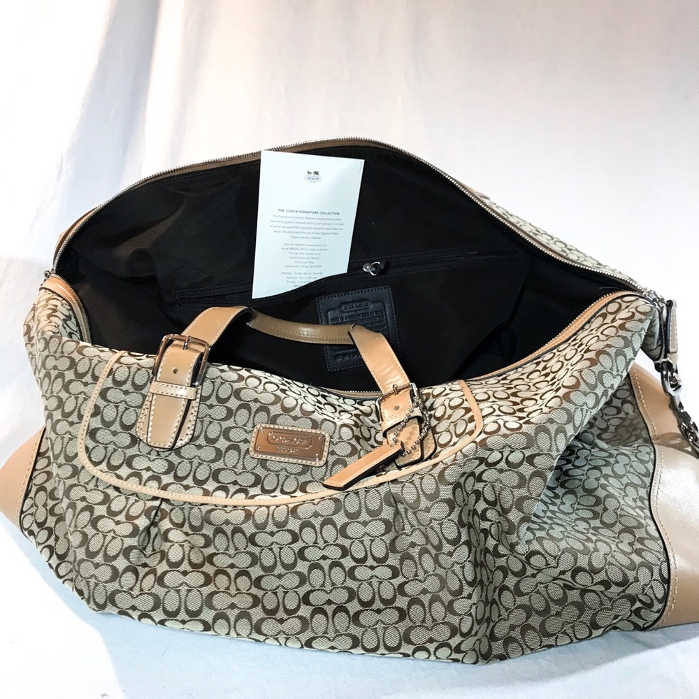 NEW Coach Canvas Classic Signature Voyager Duffle - Picture 4 of 5